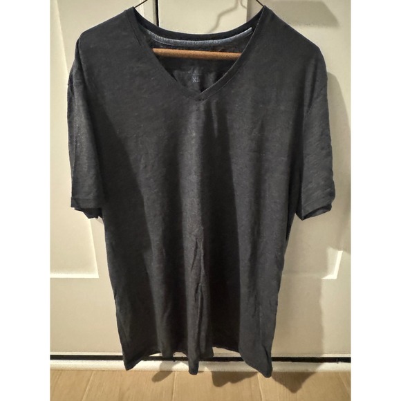 The Vintage Twin Other - Banana Republic The Vintage T V-Neck Tee XL